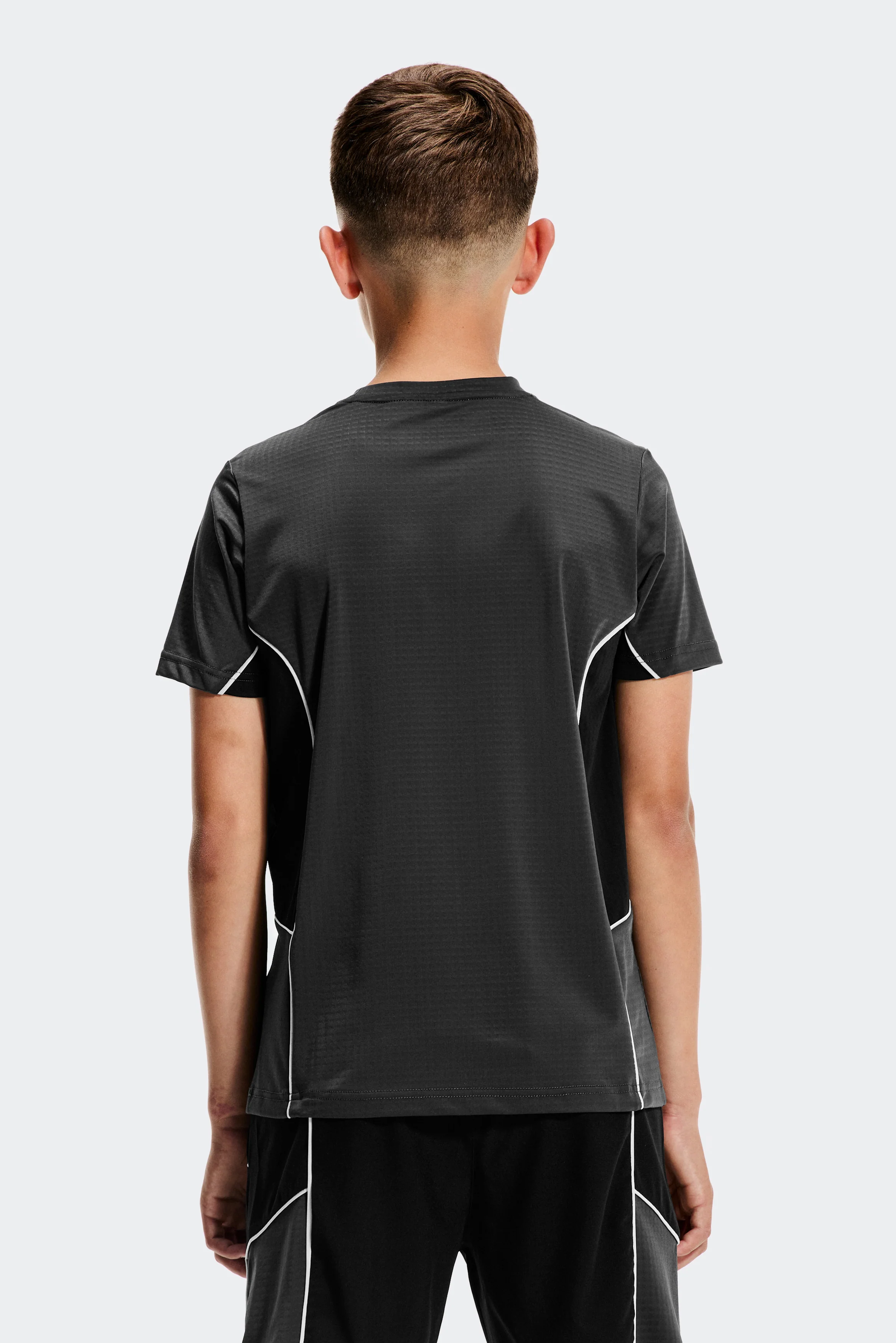 Boys Chroma T-Shirt - Asphalt/Black/Light Smoke Grey - Image 2