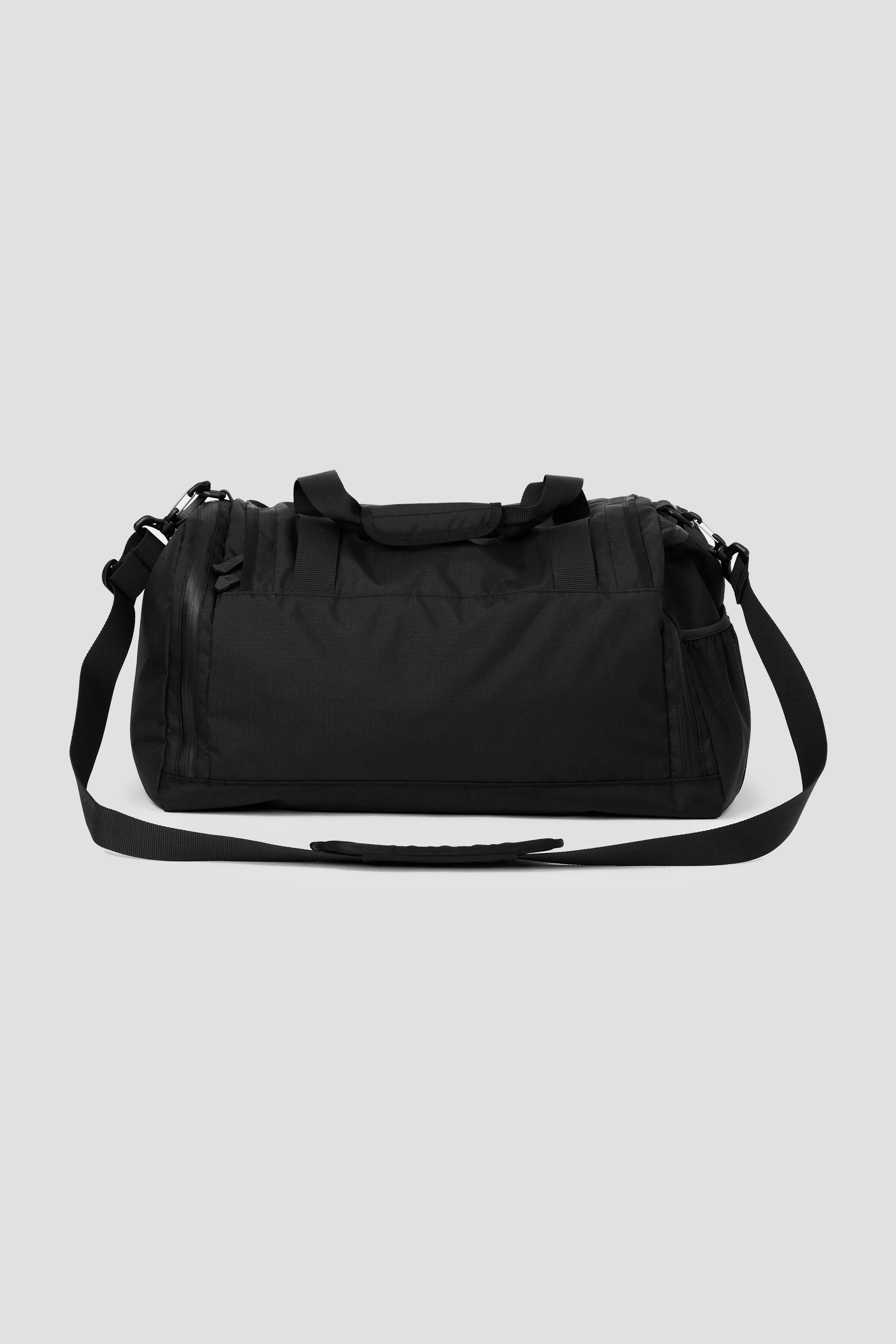 Ridge 32L Duffel - Black - Image 2