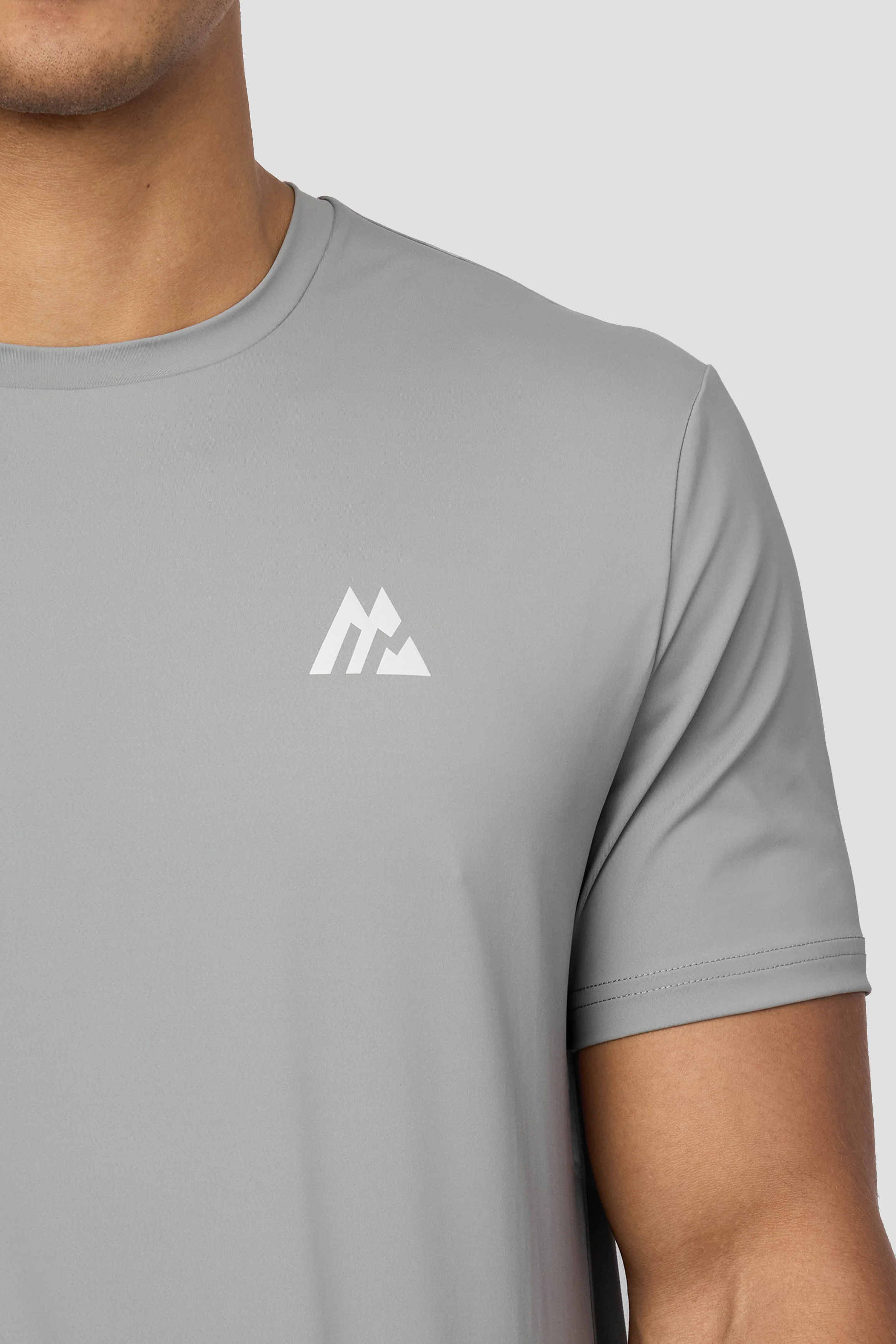 Strive T-Shirt - Platinum Grey/Cement Grey/Light Smoke Grey - Image 3